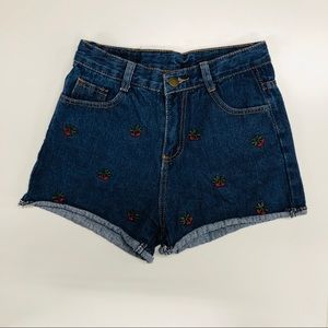 Y.N.E Cherry denim jean shorts (S)